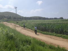 <b><b>赛罕区多部分结合踏查铲毒 建牢村落禁毒防地</b></b>